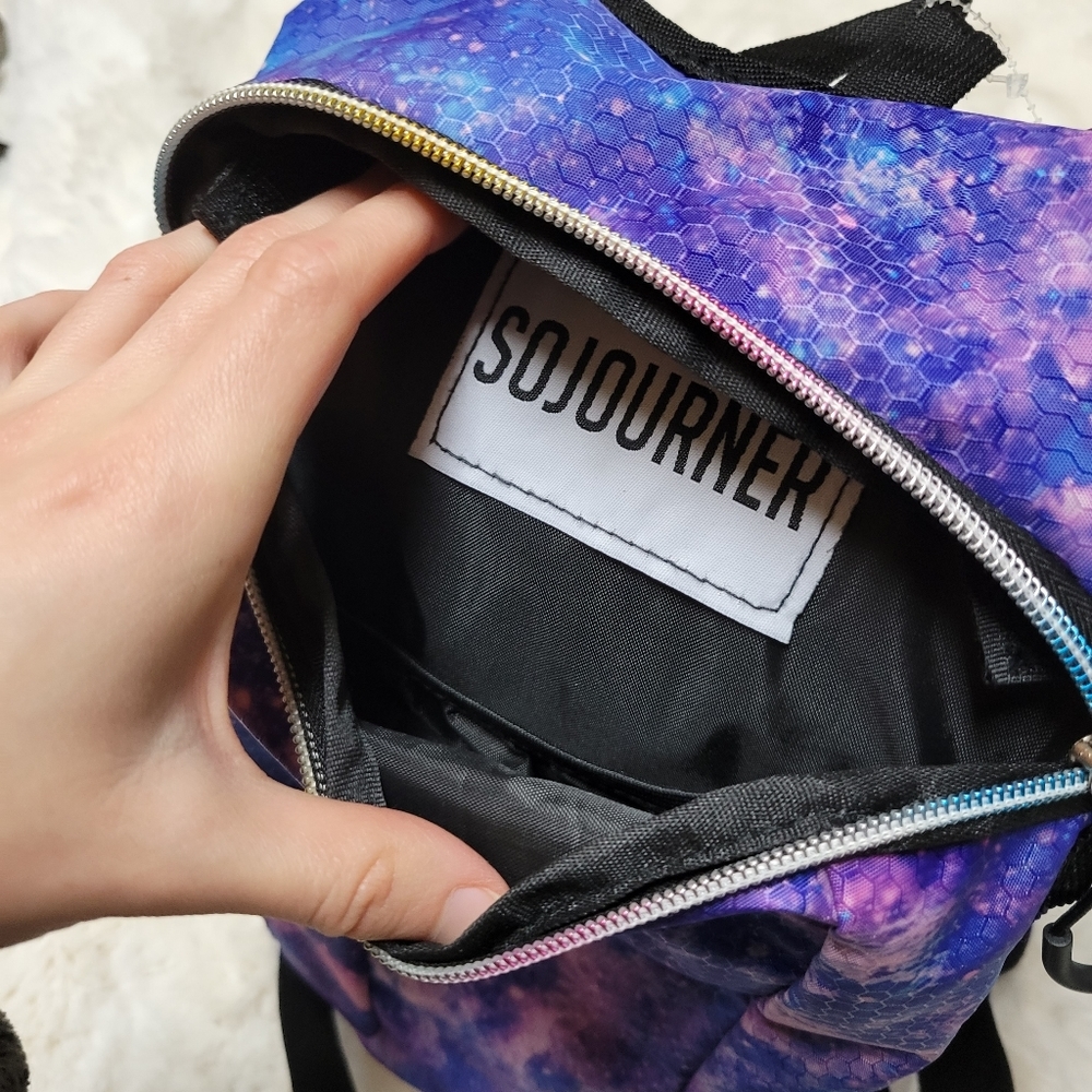 Sojourner Hydration Pack Backpack Galaxy With 2l … - image 8